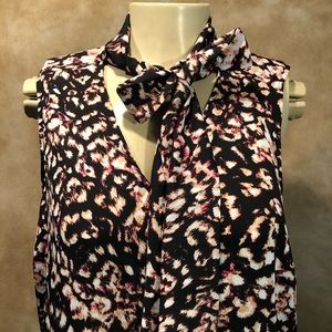 AVA & VIV Black, Pink, and White Top, 2X